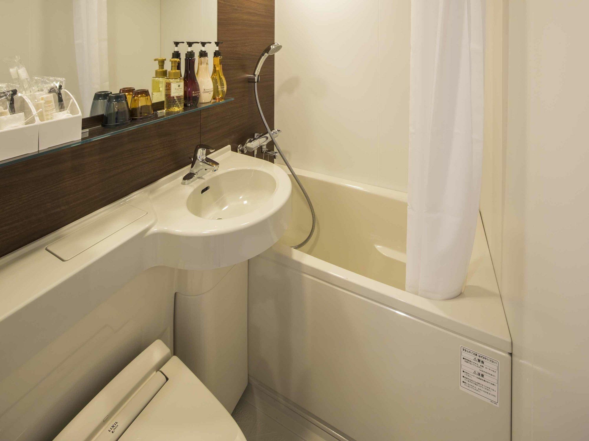 Hotel Wbf Shinsaibashi Osaka Eksteriør billede
